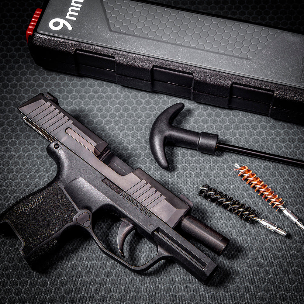 Kurzwaffen Reinigungsset von Real Avid für Handfeuerwaffen wie Pistolen und Revolver im Kaliber 9mm 357 Magnum oder 38 Special