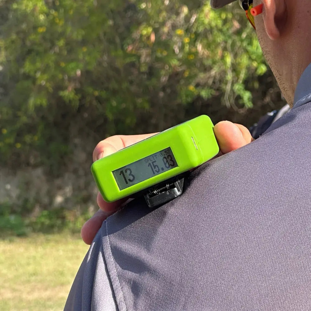 Silikonhuelle mit oben angebrachten Display fuer den Special Pie IPSC Shot Timer