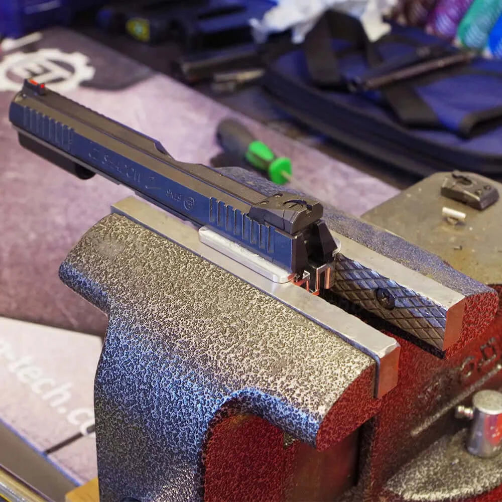 Slide Lock Tool CZ75 zum Einspannen des Verschlusses von CZ Pistolen