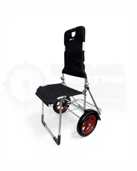 Frontale Ansicht des DAA Range Cart Stage Runner mit Sitzfläche und großen Rädern
