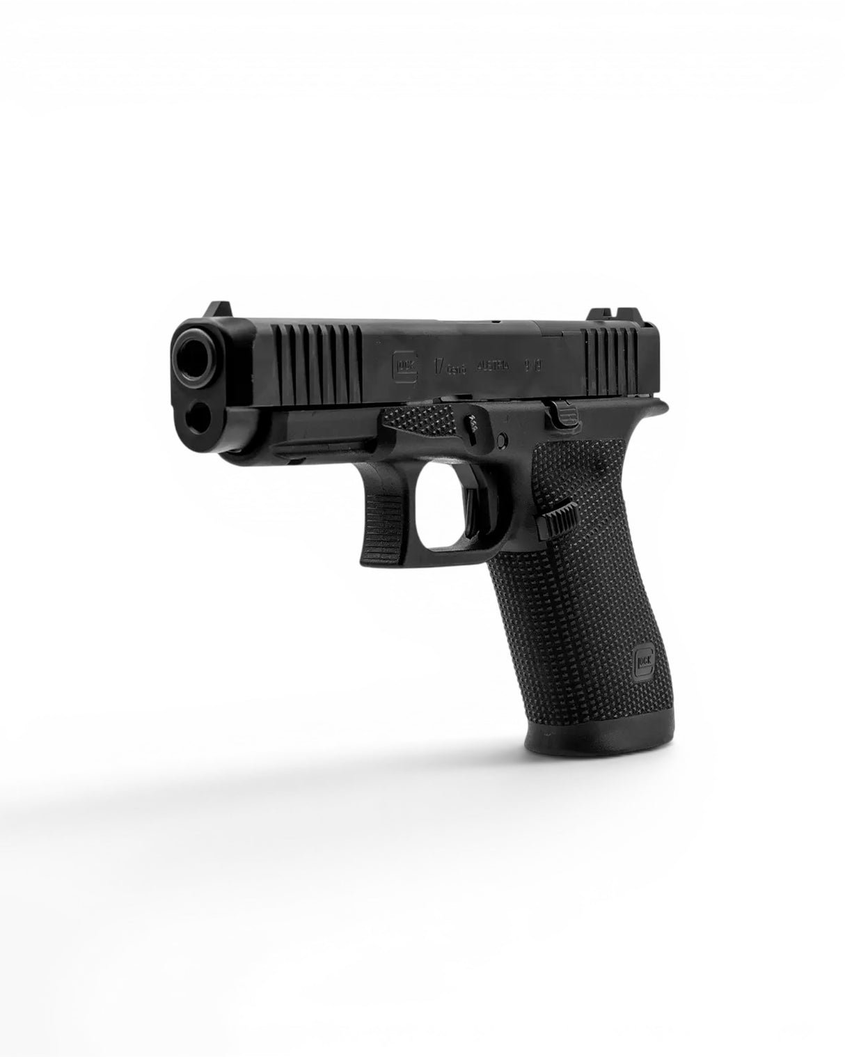 Verlängerter Magazinauswurfknopf für Glock Pistolen der Generation - der Eemann Tech Ultimate Extended Magazine Catch für Glock Gen 6 eingebaut in einer Glock 17 Gen 6