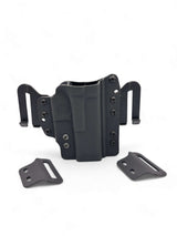 Kydex Gürtelholster von Höppner und Schumann mit Speedclips welcher sich sowohl als Gürtelholster als auch als Innenbundholster verwenden lässt.