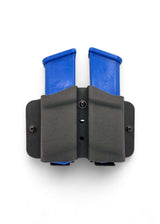 Doppelter Magazinholster für zwei zweireihige Magazine von Höppner und Schumann. Universal passend für Magazine wie Glock Magazine, CZ Magazine, Walther PDP Magazine und viele mehr. 