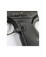 Magazinauswurfknopf-CZ-Shadow-2-Schwarz-Montiert.jpgLOK Grips G10 Oversized Magazinauswurfknopf in Schwarz montiert an CZ Shadow 2 – Nahaufnahme mit Griffschalen und Abzugsbügel