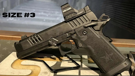 Grip Control Daumenauflage in Größe 3 montiert an einer Staccato 2011 mit Holosun Rotpunktvisier