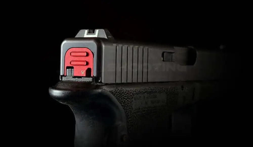 Slide Cover Plate für Glock Pistolen von Strike Industries in Rot - eingebauter Zustand
